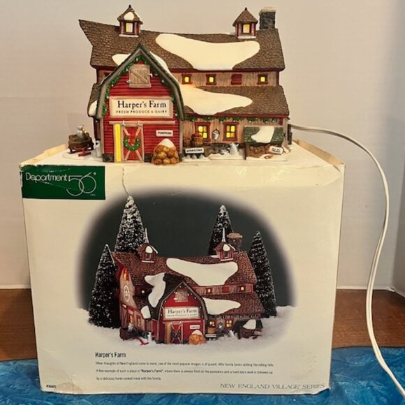 Dept 56 New England Village "Harper's Farm" 56605 Retired - Picture 1 of 12